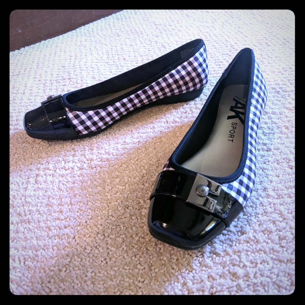 Checkered Flats